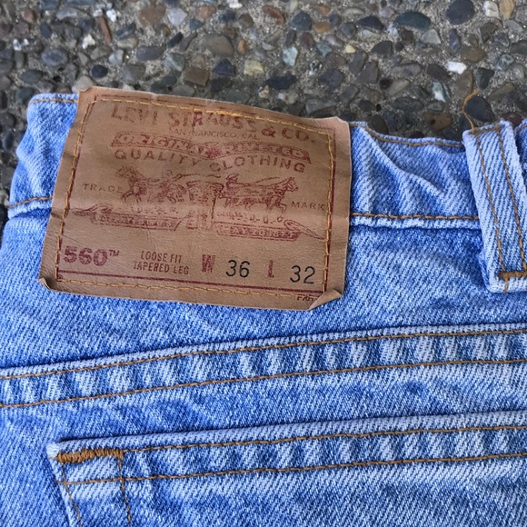 EUC MENS LEVIS STYLE 560 SZ: W 36; L 32 - Picture 2 of 8